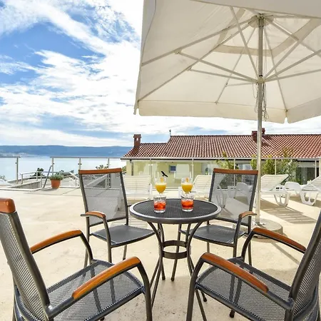 Apartament Seaside Lucie *